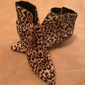 Sam Edelman Kinzey Bootie (preloved). Worn twice.